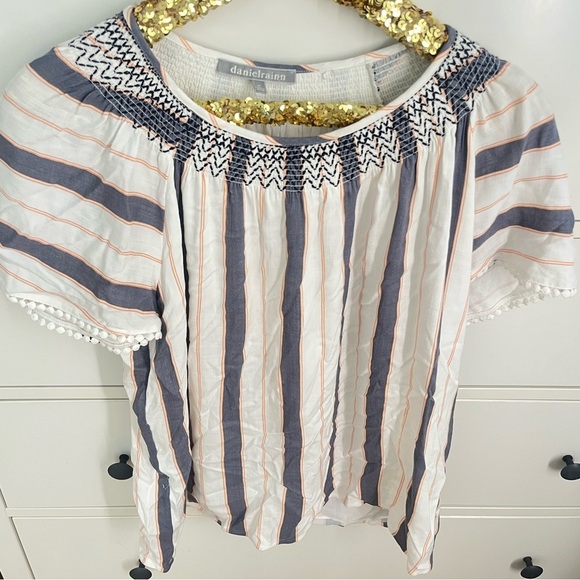 DANIEL RAINN Mallory Embroidered Boho Top - Picture 5 of 10